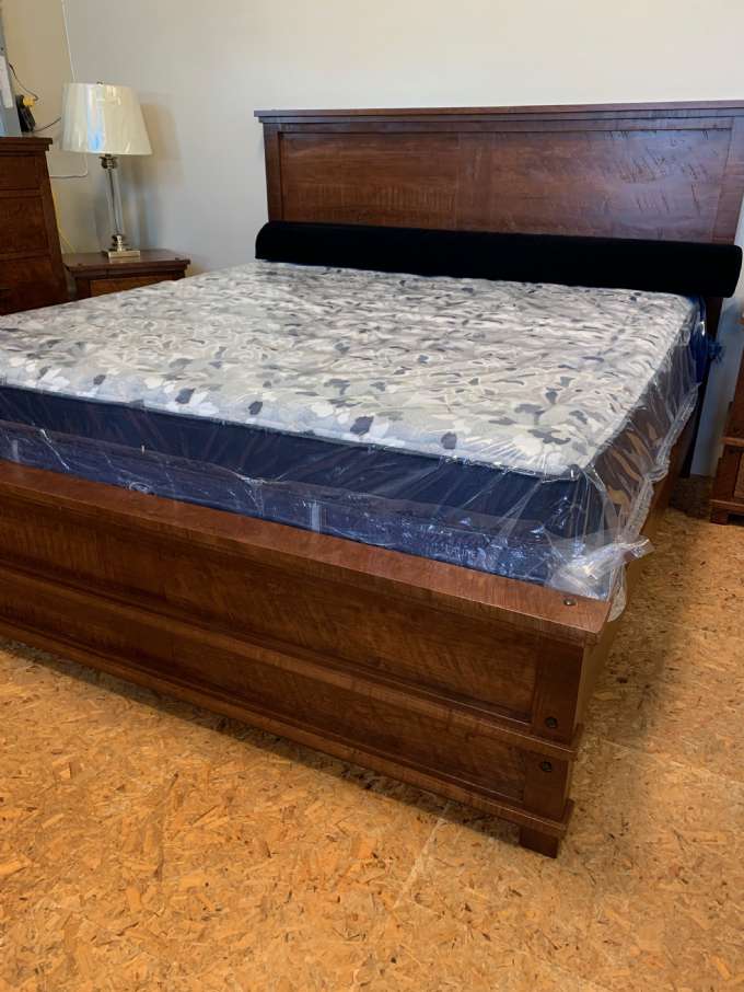 Heritage Maple Railroad Collection